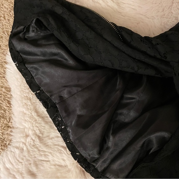 Black Lace Jacket Size Small - Picture 5 of 6